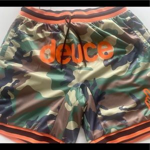 Deuce brand men camo athletic shorts Large size new without tags